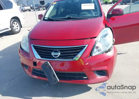2013 Nissan Versa 1.6 Sv z USA, uszkodzony, nr VIN 3N1CN7AP0DL878008
